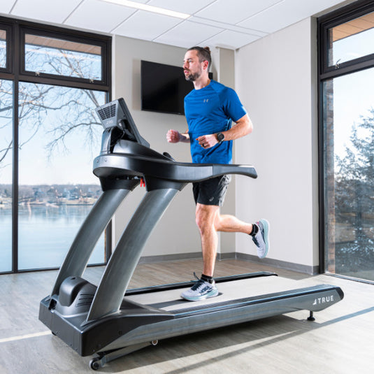 True Fitness 900 Envision II 16" Treadmill