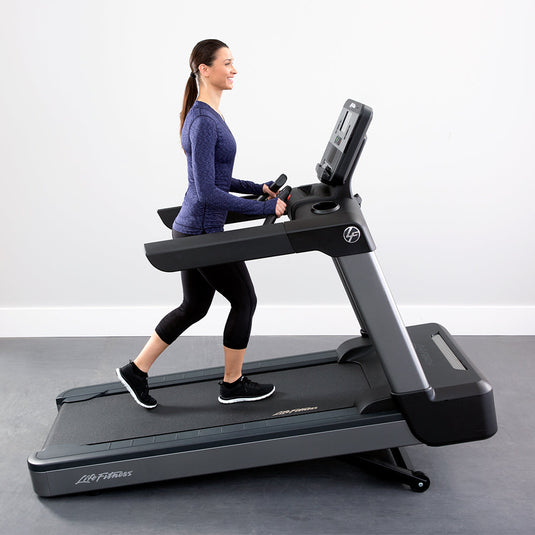 Life Fitness Club Series+ SE4 Treadmill